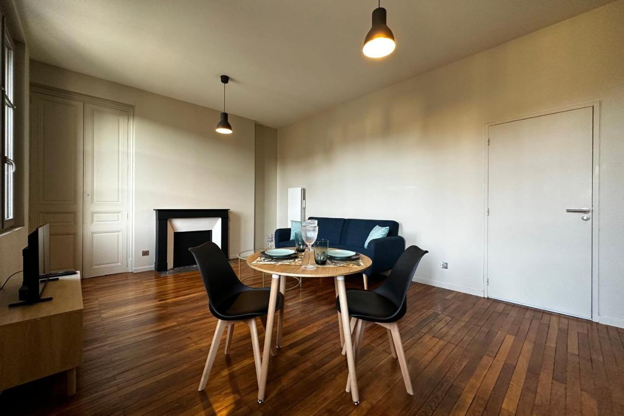 Le Magistral Beautiful One-Bedroom Apartment In The Historic Heart Of Tours Dış mekan fotoğraf